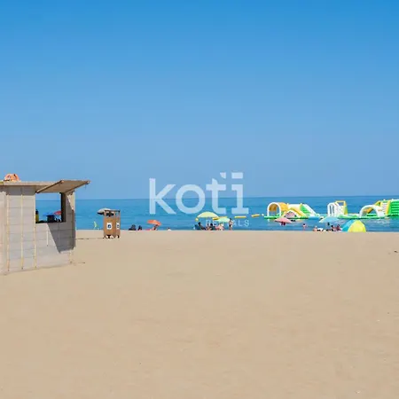 Koti - Trinidad * Fuengirola